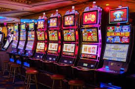 Studio live dealer baccarat sip 69 dengan multi-camera dan interface interaktif
